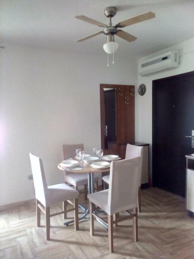 Apartman Edi 닌 외부 사진